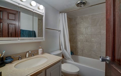 Surf and Surfside apartments and townhomes in Downtown Madison, WI. Fully Furnished, studio, one bedroom, 2 bedroom. Lake views. Managed by Wisconsin Management Company